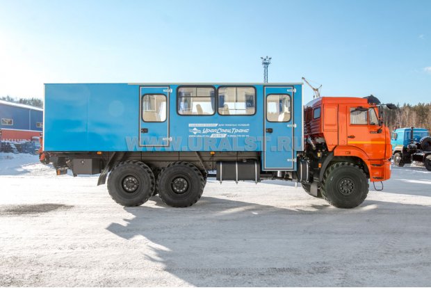 Автобус грузопассажирский ГПА УСТ 54535Р (16+2) закр. Камаз 43118-50 сп.м.