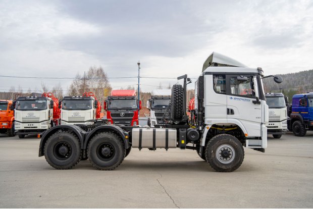 Седельный Тягач УСТ 5453 SHACMAN SX42586V385