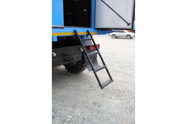 ПАРМ Урал. Съемная лестница