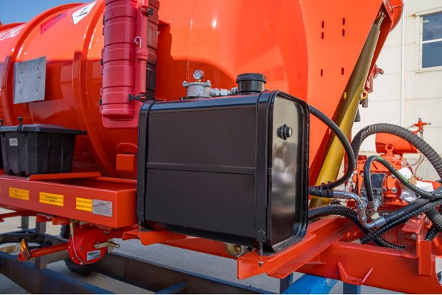 Бак гидросистемы