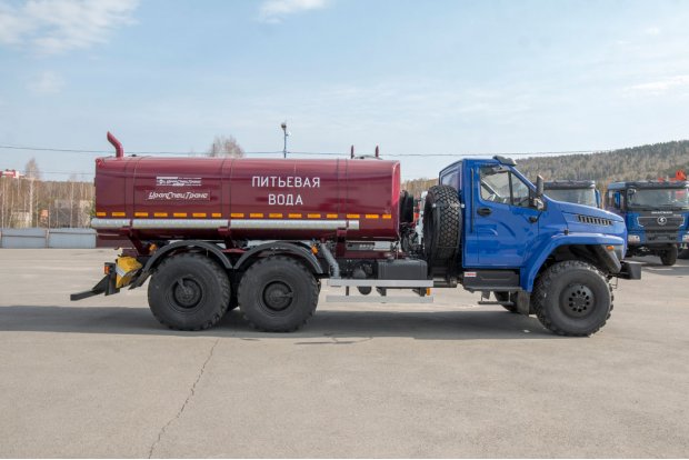 Автоцистерна для питьевой воды АЦПТ-10НО УСТ 5453 Урал NEXT 4320-72 насос, обогрев