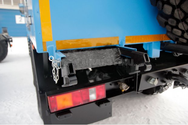 Съемная лестница в транспортном положении