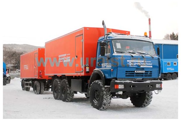 Автопоезд для перевозки взрывчатых веществ