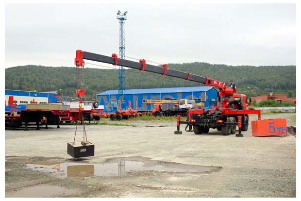 Тягач Камаз с манипулятором Kanglim KS1256G-II