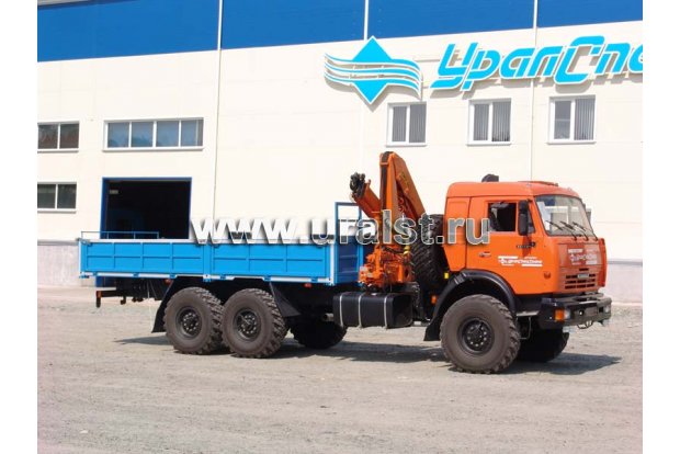 Бортовой автомобиль КамАЗ с КМУ-90.01