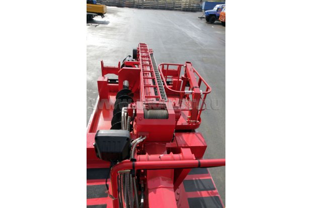 Стрела КМУ Kanglim KDC 5600