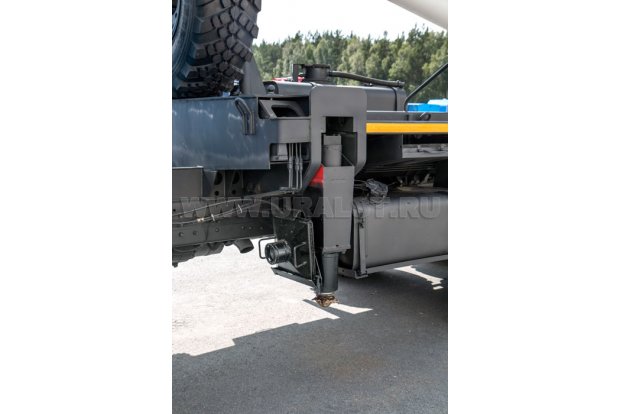 Опоры автокрана КС-55732