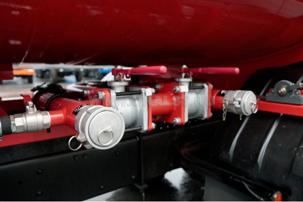 Трубопровод с быстроразъемными соединениями (БРС)