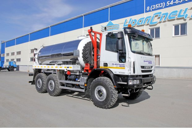 Автоцистерна АКН-11-ОД ВК УСТ-5453 на шасси IVECO-AMT Карго(CARGO)