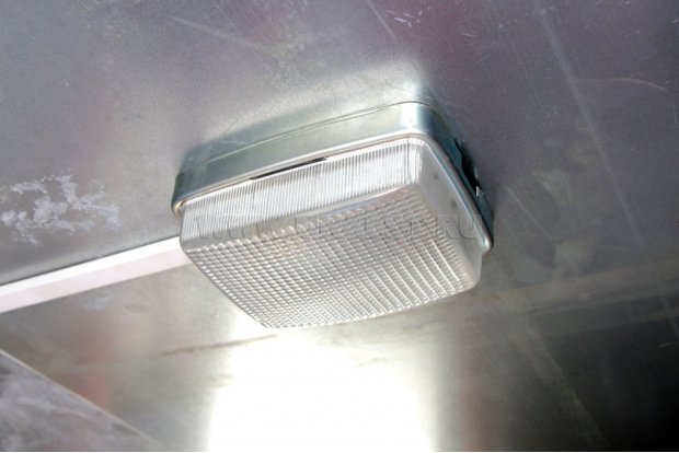 Фонарь освещения