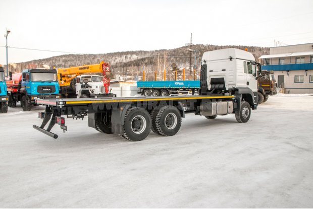 Автомобиль контейнеровоз MAN TGS 33.440