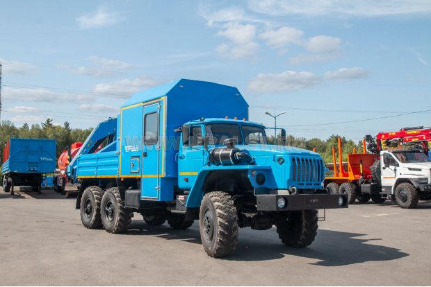 ГПА Урал 4320-60 с КМУ ИМ-150