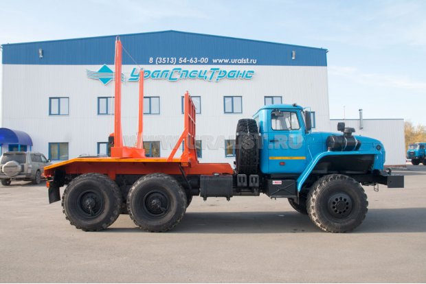 Лесовоз УСТ 5453 Урал М 5557-60Е5