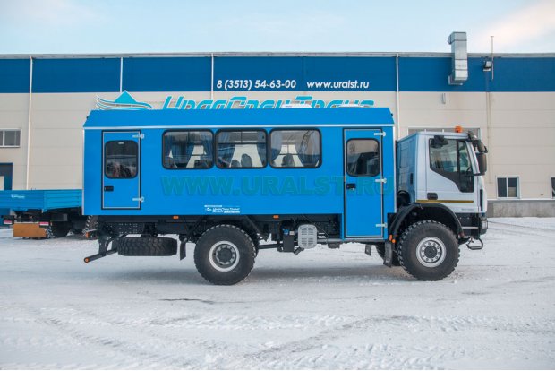 Вахтовый автобус IVECO-AMT 423900