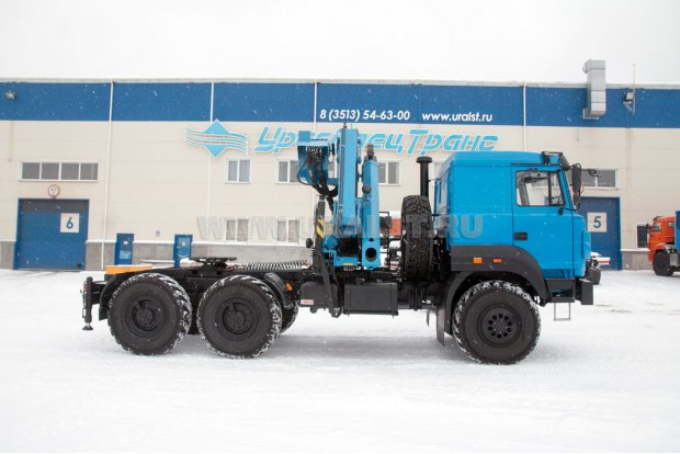 Седельный тягач с КМУ ИМ-240 УСТ 5453 Урал 5557-82Е5