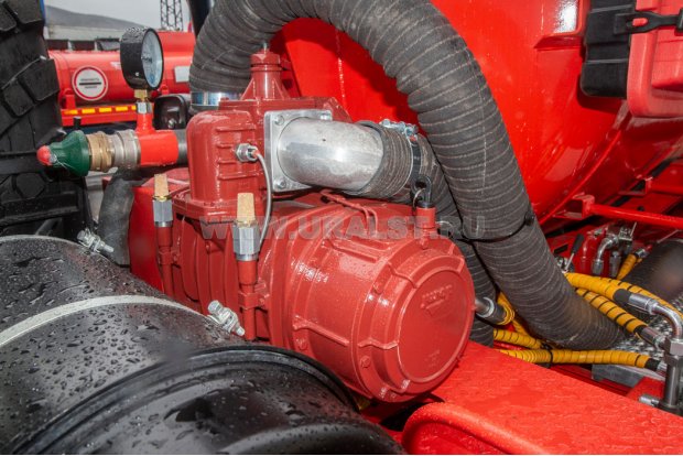 Вакуумный насос