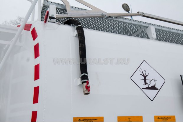 Слив с экологического короба