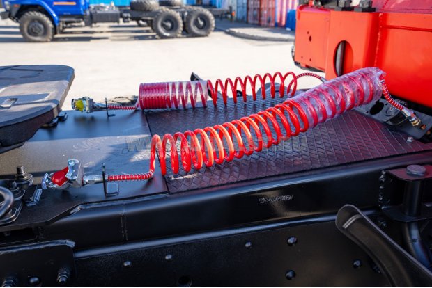 Пневмо и электо розетки