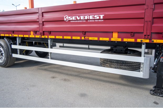 Боковая защита