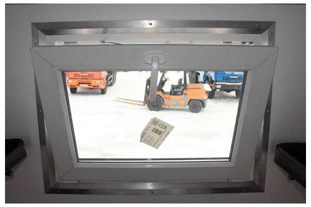 Окно-форточка Камаз АРС