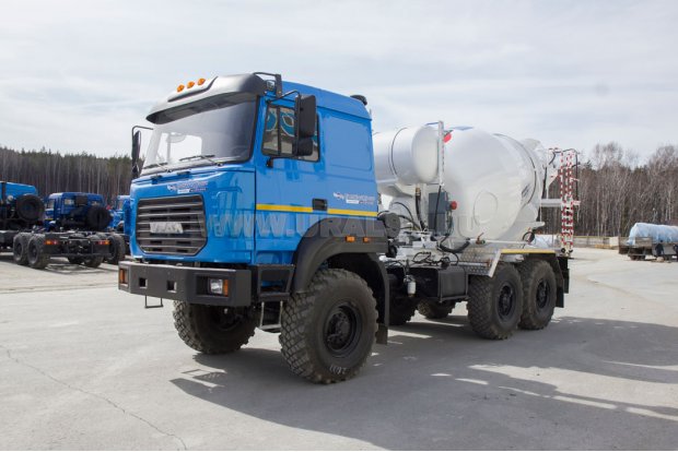 Бетоносмеситель 5АП на шасси Урал
