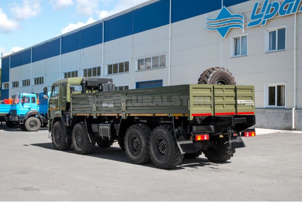 Контейнеровоз Камаз 63501 с бортами