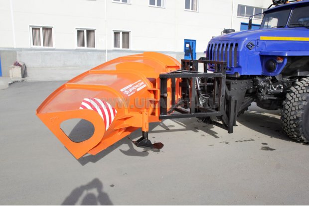 Передний скоростной отвал