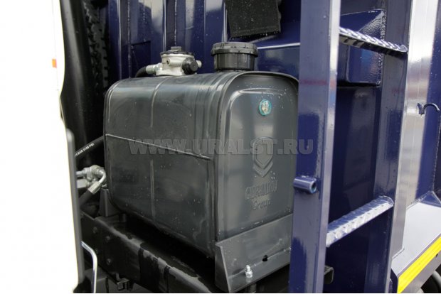 Бак гидросистемы