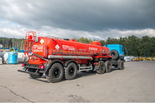 Полуприцеп цистерна для нефти УСТ-94651
