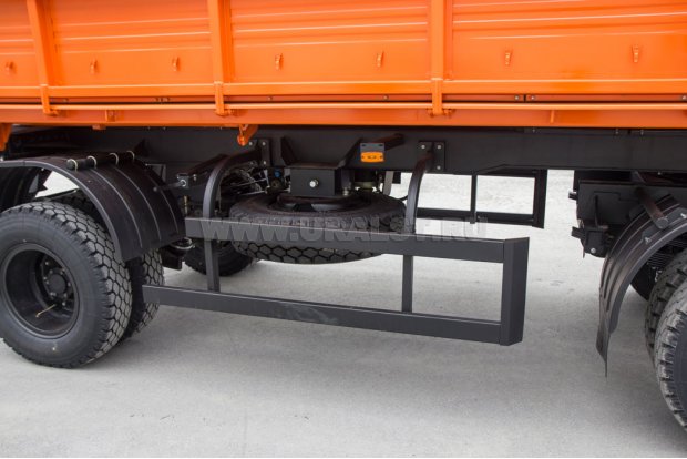 Боковая защита