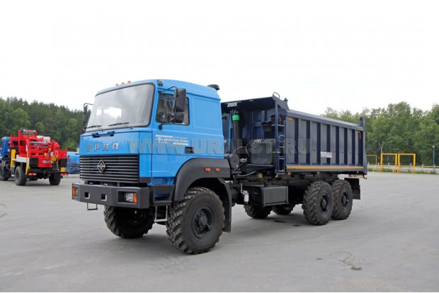 Самосвальный автомобиль Урал 4320-82МА12. Самосвальная навеска 16,6 куб. м