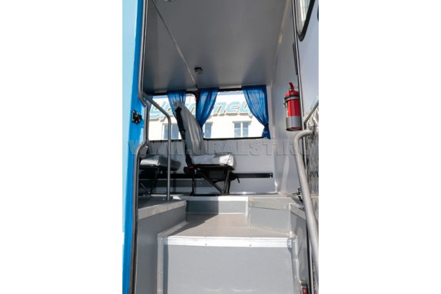 Обниженный проход фургона