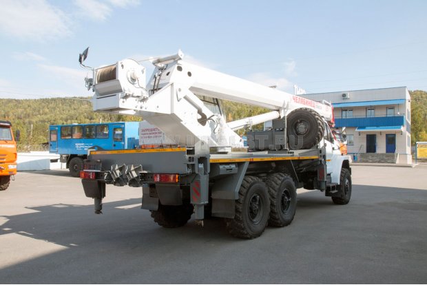 Автокран КС-55732-22