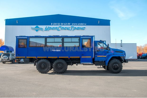 Автобус вахтовый Урал NEXT 3255-5013-71Е5