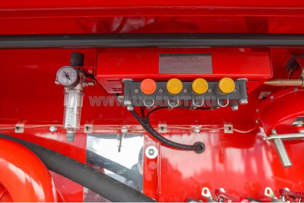 Блок пневмоуправления донными клапанами