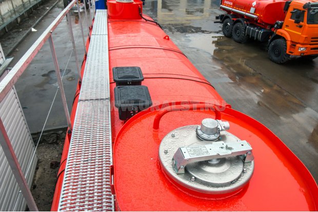 Площадка обслуживания цистерны