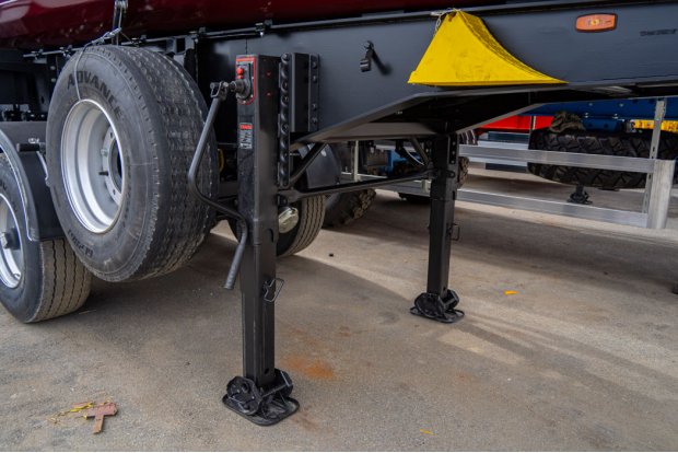 Опорное устройство