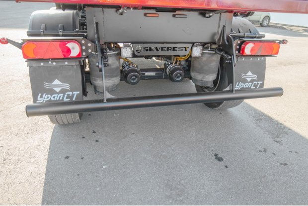 Складное заднее защитное устройство