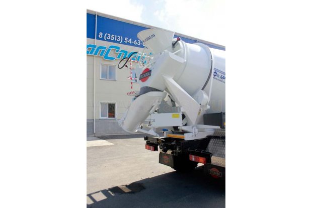 Горловины бетоносмесителя