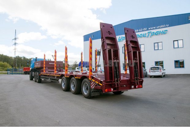 Полуприцеп-тяжеловоз ППТ 38-32-11К УСТ