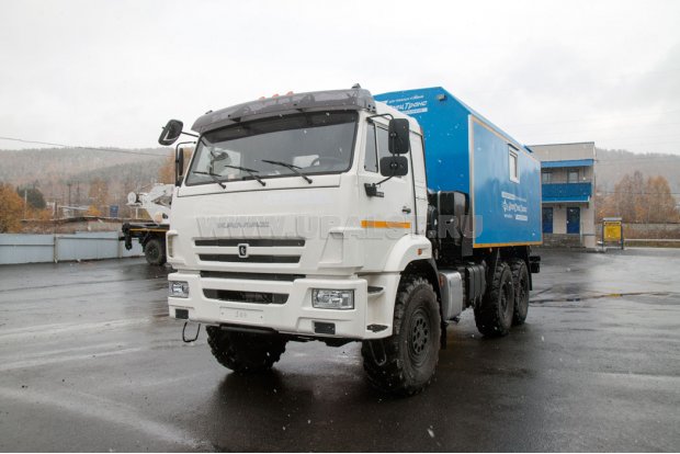 Автофургон Камаз Транспортно-бытовая машина УСТ-54535