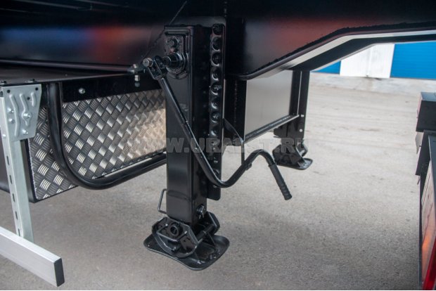 Опорное устройство