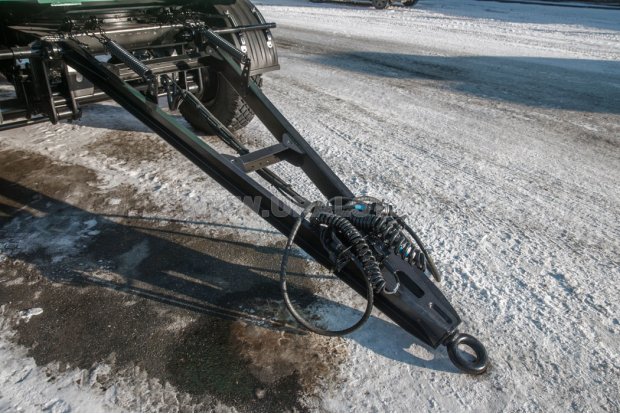 Дышло прицепа