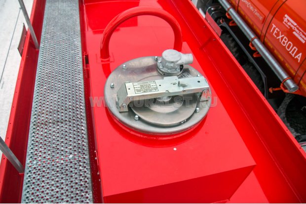 Заливная горловина