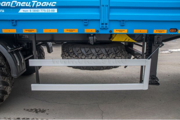 Боковая защита