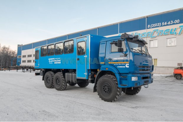 Автобус вахтовый 28+2 комфорт УСТ 54535P Камаз 43118-RR, сп.м