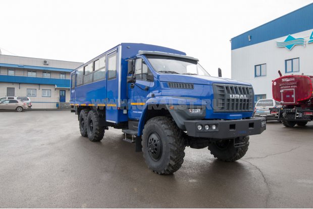 Автобус вахтовый Урал NEXT 3255-5013-73Е5