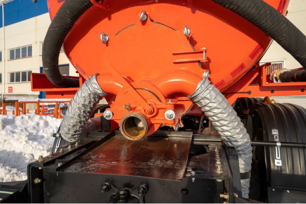 Ревизионный люк и приемный люк с задвижкой