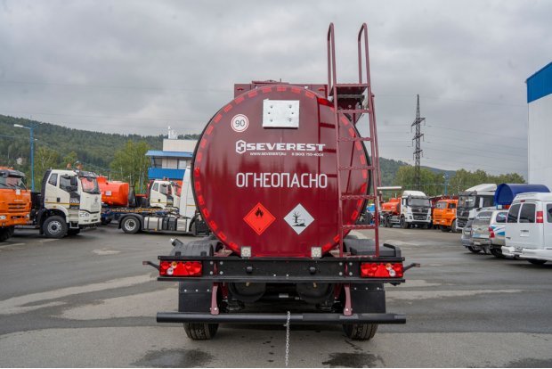 Полуприцеп-цистерна ППЦ 32К-42ЛЛ-4НР SEVEREST высота ССУ 1150 мм, рекуперация, насос, дисковые тормоза
