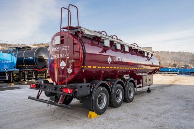 Полуприцеп-цистерна ППЦ 32К-32Л-5 SEVEREST высота ССУ 1250 мм